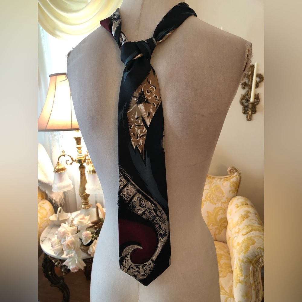 Pierre Cardin vintage tie